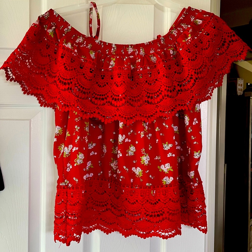 No Boundaries Red Ruffled Off-Shoulder Blouse XXL(19)
